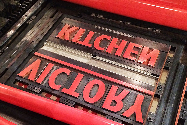t063_victory_is_in_the_kitchen_wood_type_letterpress_red_forme_750